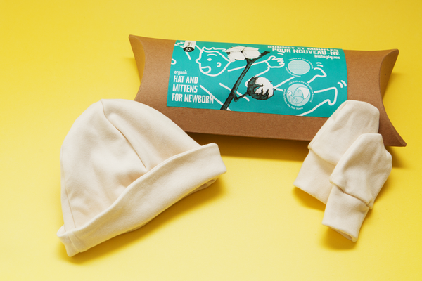 Bonnet et moufles pour nouveau né