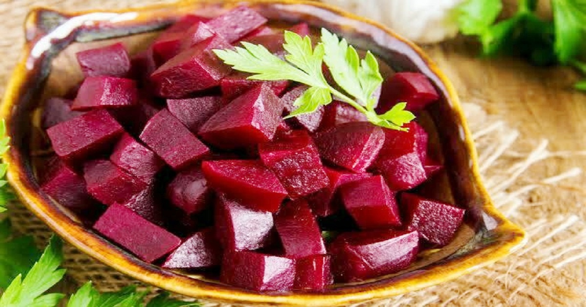 Salade de betteraves marinées (4 à 6 portions)