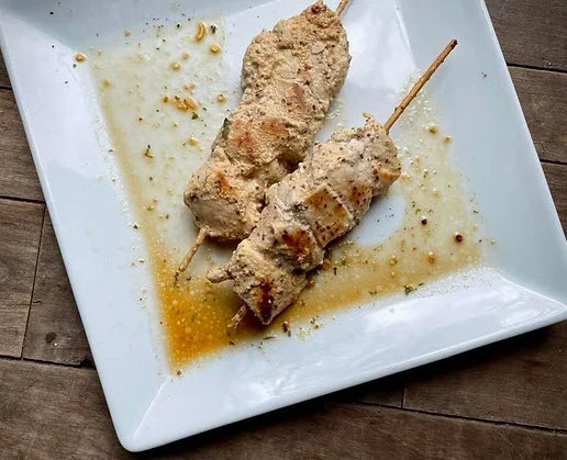 Brochettes de poulet de grain biere et 3 moutardes (2/paquet) poids variable